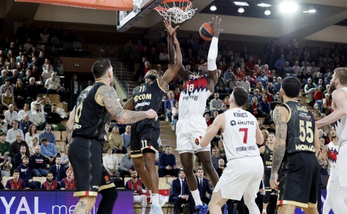 EPA/SEBASTIEN NOGIER